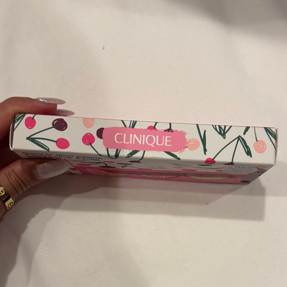 Clinique Radiant Glow Trio Palette - Picture 3 of 3